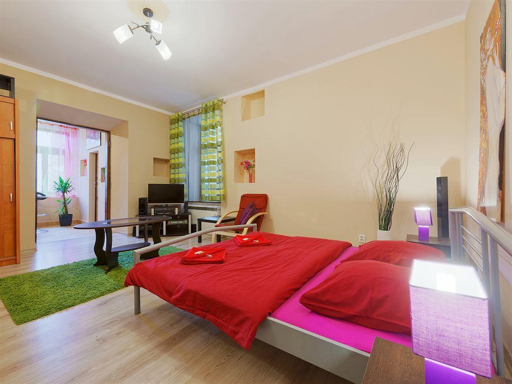 Apartments Princess Краков Экстерьер фото