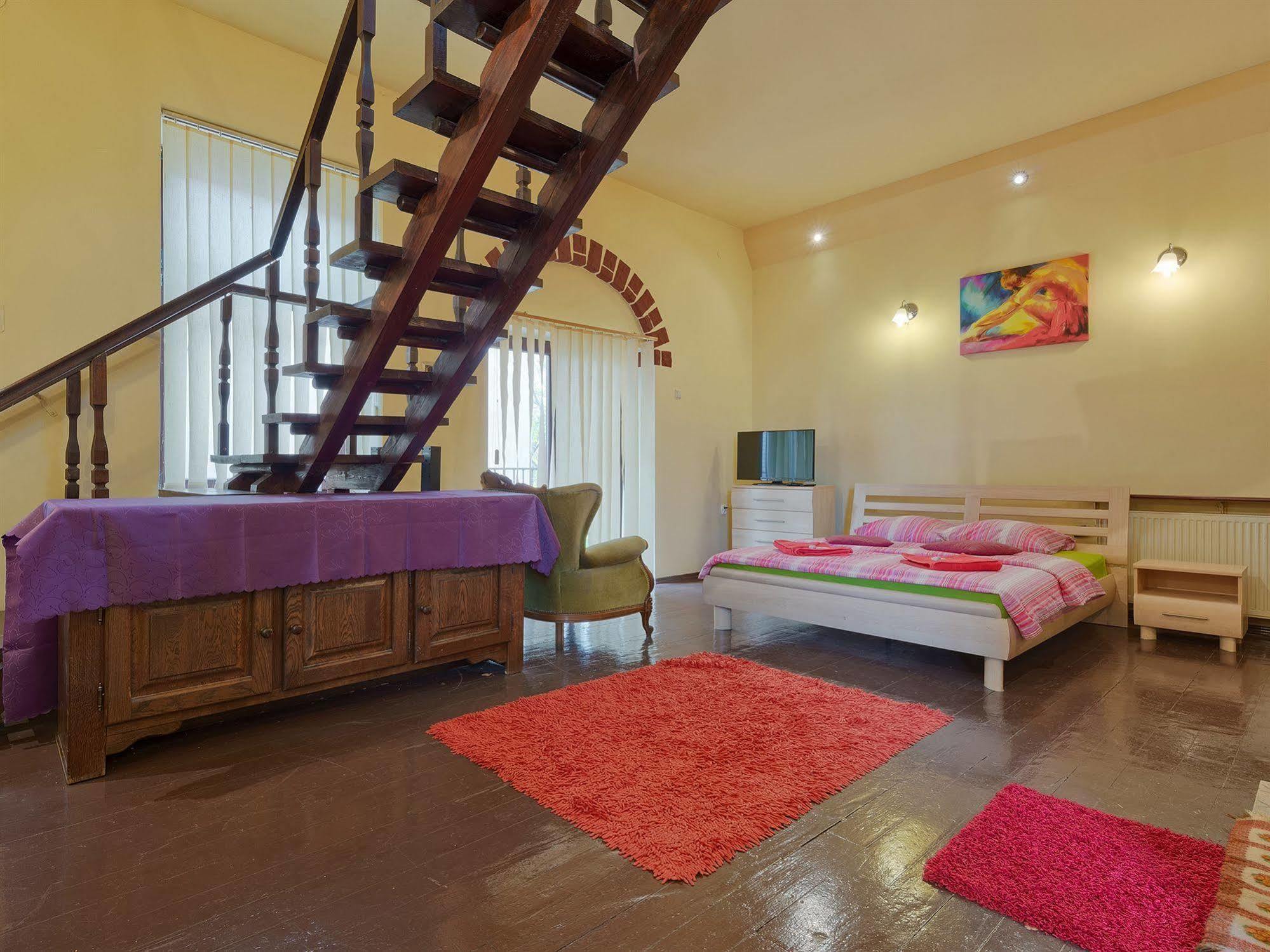 Apartments Princess Краков Экстерьер фото