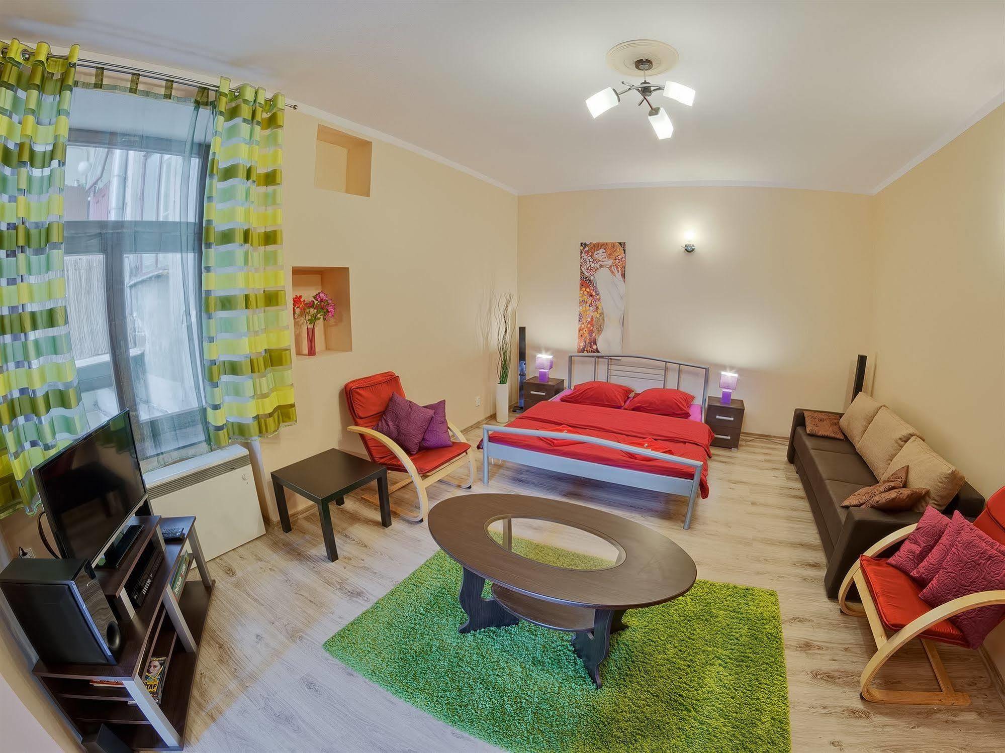 Apartments Princess Краков Экстерьер фото